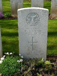 London Cemetery And Extension Longueval - Graham, David James