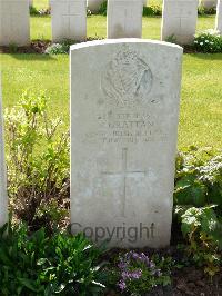 London Cemetery And Extension Longueval - Grattan, Thomas