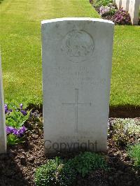 London Cemetery And Extension Longueval - Hart, Richard George