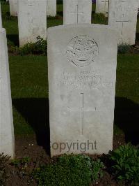 London Cemetery And Extension Longueval - Hawkins, Horace