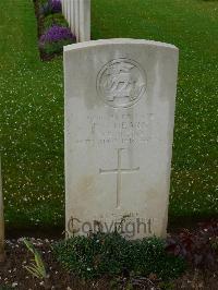 London Cemetery And Extension Longueval - Hearn, Frederick Charles