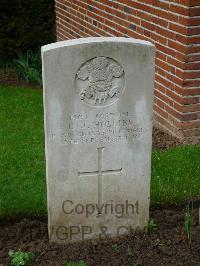 London Cemetery And Extension Longueval - Hollies, Henry Joseyh