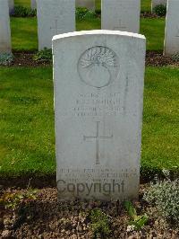 London Cemetery And Extension Longueval - Hough, Frederick Henry
