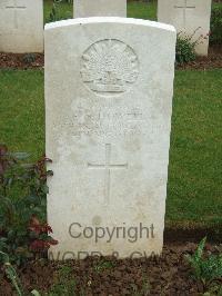 London Cemetery And Extension Longueval - Howell, Edgar Stanley