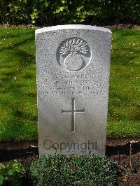 London Cemetery And Extension Longueval - Johnson, Robert
