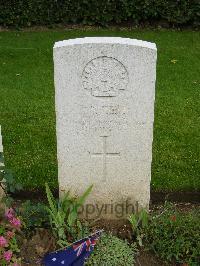 London Cemetery And Extension Longueval - King, Alfred William