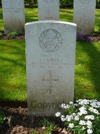 London Cemetery And Extension Longueval - Lambert, John
