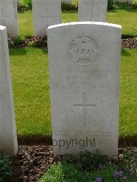 London Cemetery And Extension Longueval - Long, Arthur William Emmanuel