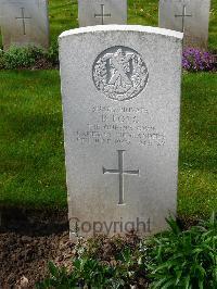 London Cemetery And Extension Longueval - Long, Barney