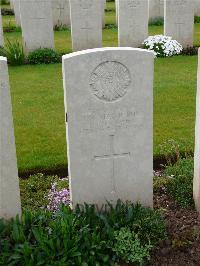 London Cemetery And Extension Longueval - MacPhail, John Neil