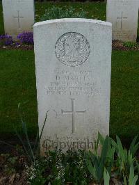 London Cemetery And Extension Longueval - Martin, Donald