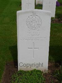 London Cemetery And Extension Longueval - Milne, Alexander