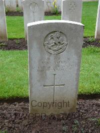 London Cemetery And Extension Longueval - Morris, Victor Stanley