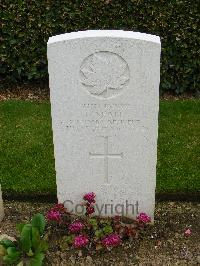 London Cemetery And Extension Longueval - Neale, Frederick