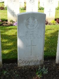 London Cemetery And Extension Longueval - Parnell, James