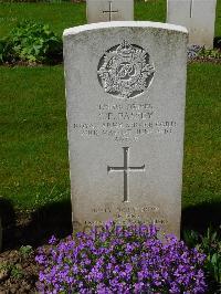 London Cemetery And Extension Longueval - Passey, Charles Frederick