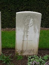 London Cemetery And Extension Longueval - Penny, Albert James