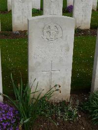 London Cemetery And Extension Longueval - Plater, Alfred George