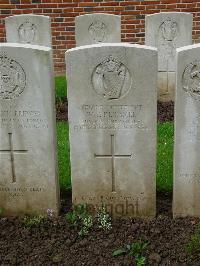 London Cemetery And Extension Longueval - Plummer, William Francis