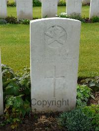 London Cemetery And Extension Longueval - Pothecary, Albert Knight