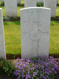 London Cemetery And Extension Longueval - Prime, John