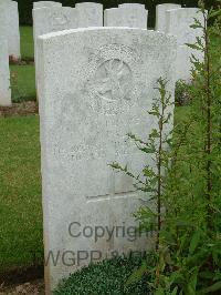 London Cemetery And Extension Longueval - Paul, John