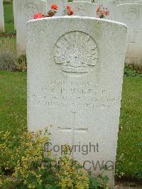 London Cemetery And Extension Longueval - Plunkett, Patrick Randolph