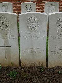 London Cemetery And Extension Longueval - Ridout, Arthur Frederick