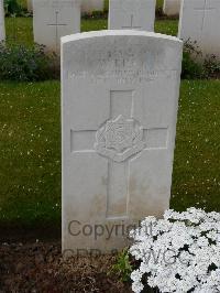 London Cemetery And Extension Longueval - Riley, Walter