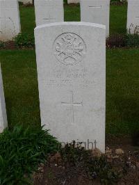 London Cemetery And Extension Longueval - Rixson, Henry Clarence