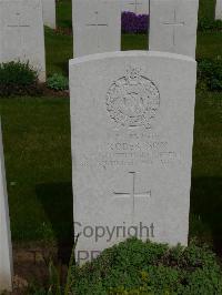 London Cemetery And Extension Longueval - Robertson, James