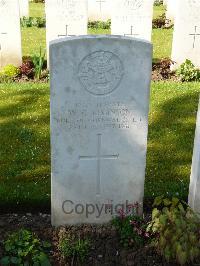 London Cemetery And Extension Longueval - Robinson, William Charles