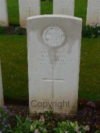 London Cemetery And Extension Longueval - Ross, John Wardle