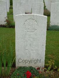 London Cemetery And Extension Longueval - Reardon, Leslie Harold
