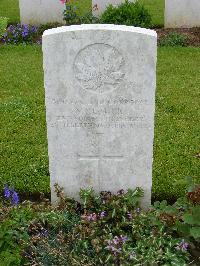 London Cemetery And Extension Longueval - Remick, Stanley