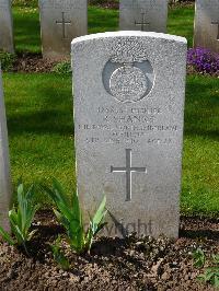 London Cemetery And Extension Longueval - Shanks, Robert