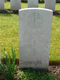London Cemetery And Extension Longueval - Smithers, Robert Indigo Rapley