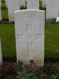 London Cemetery And Extension Longueval - Smith, Rufus