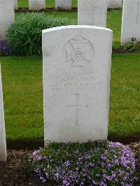 London Cemetery And Extension Longueval - Staines, Austin Ewart
