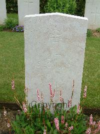 London Cemetery And Extension Longueval - Siegmund, Otto