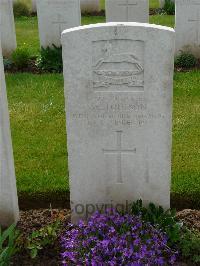 London Cemetery And Extension Longueval - Toulson, William
