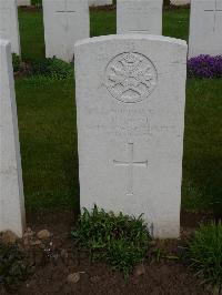 London Cemetery And Extension Longueval - Twist, Herbert