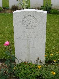 London Cemetery And Extension Longueval - Taylor, James