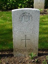 London Cemetery And Extension Longueval - Veater, Frederick Percy John