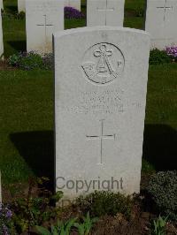 London Cemetery And Extension Longueval - Walton, James