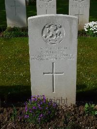 London Cemetery And Extension Longueval - Whittle, Samuel