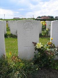 Dochy Farm New British Cemetery - Baker, R F