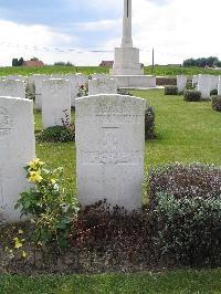 Dochy Farm New British Cemetery - Dearden, James