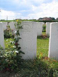 Dochy Farm New British Cemetery - Tollis, Herbert Reginald