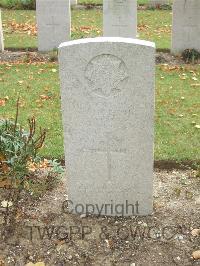 Brown's Copse Cemetery Roeux - McLeish, Peter